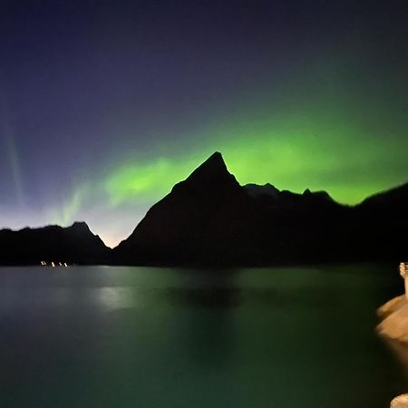 Lofoten Suite Apartments - Rostad Retro Rorbuer Рейне Екстериор снимка
