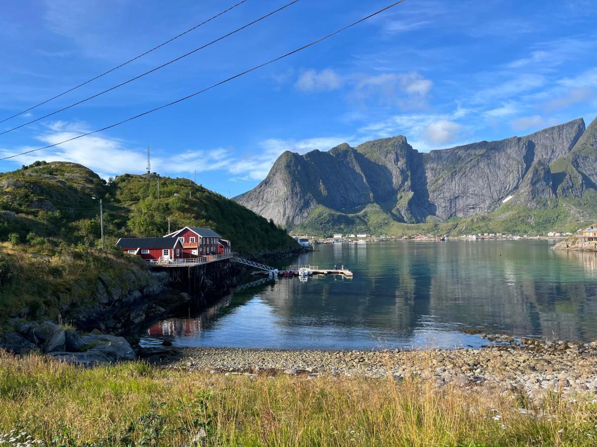Lofoten Suite Apartments - Rostad Retro Rorbuer Рейне Екстериор снимка