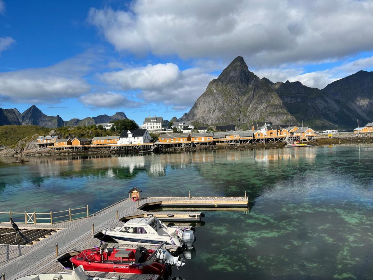 Lofoten Suite Apartments - Rostad Retro Rorbuer Рейне Екстериор снимка