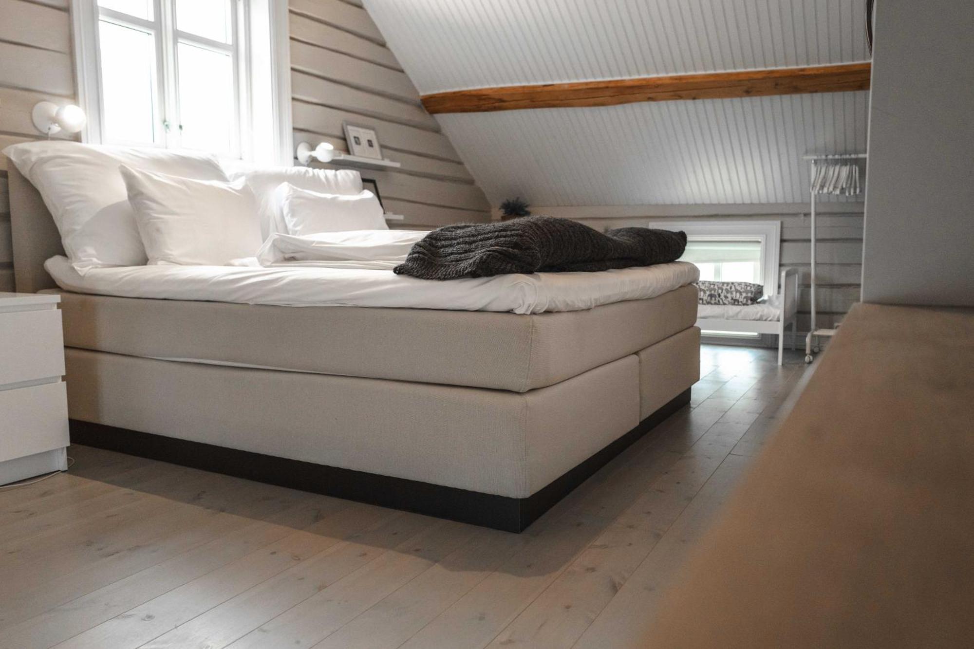 Lofoten Suite Apartments - Rostad Retro Rorbuer Рейне Екстериор снимка
