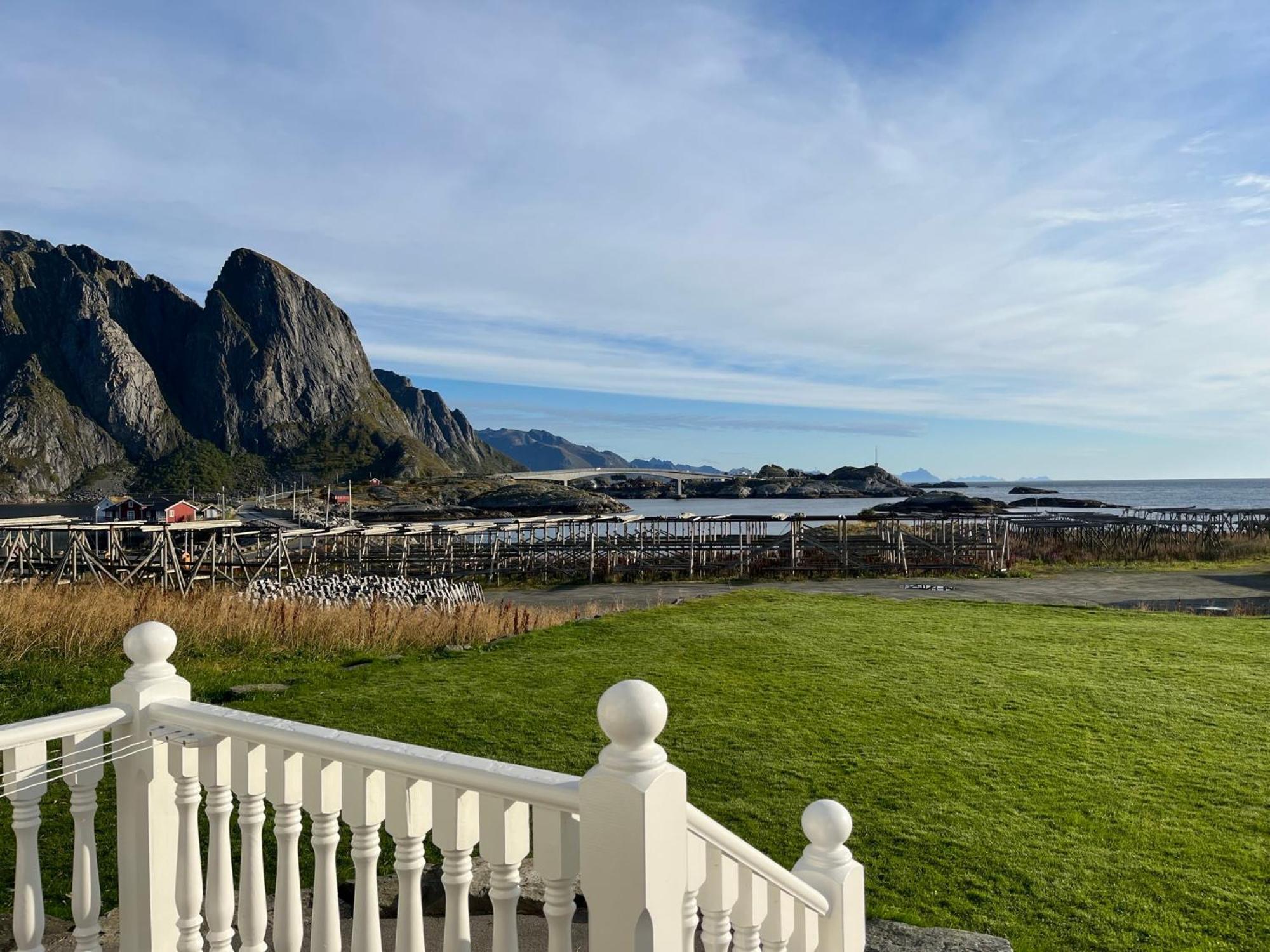 Lofoten Suite Apartments - Rostad Retro Rorbuer Рейне Екстериор снимка